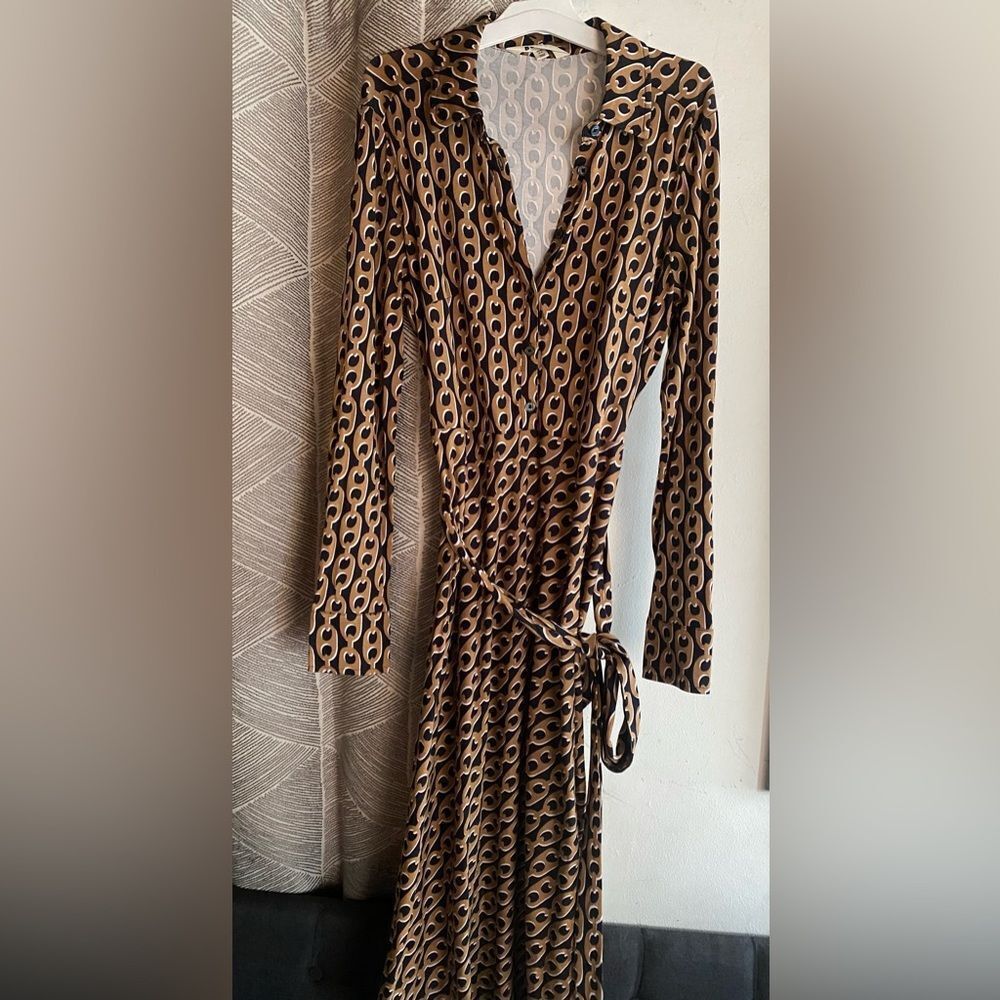 Boden Laura Jersey Midi Shirt DressCamel Geo Chain Long Sleeve Sz 8 - Picture 2 of 11